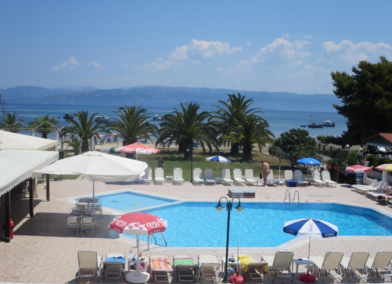 Umbrella Beach Apartments Кавос Экстерьер фото
